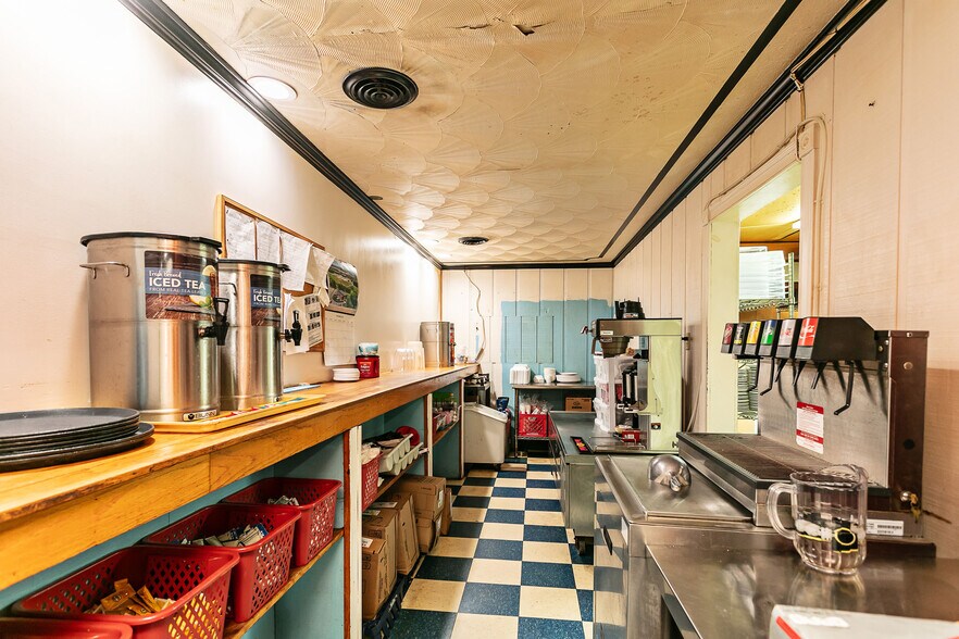 More Photos Of 4950 KY-52, Loretto Restaurant For Sale