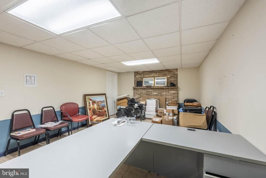 More Photos Of 4155 Glen Park Rd, Nottingham Office For Sale