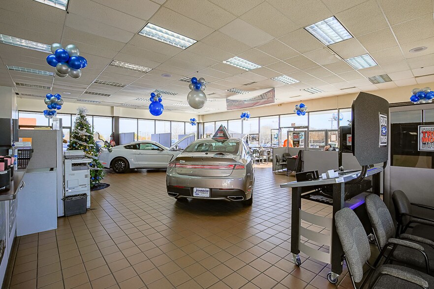 More Photos Of 207 Princeton Rd, Johnson City Auto Dealership For Sale