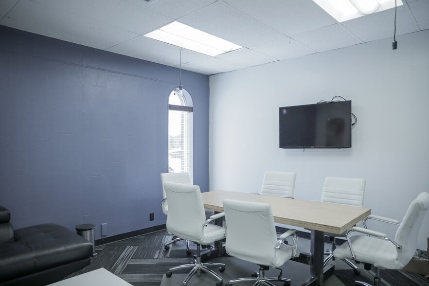 More Photos Of 6800 N Bryant Ave, Oklahoma City Religious Facility For Sale