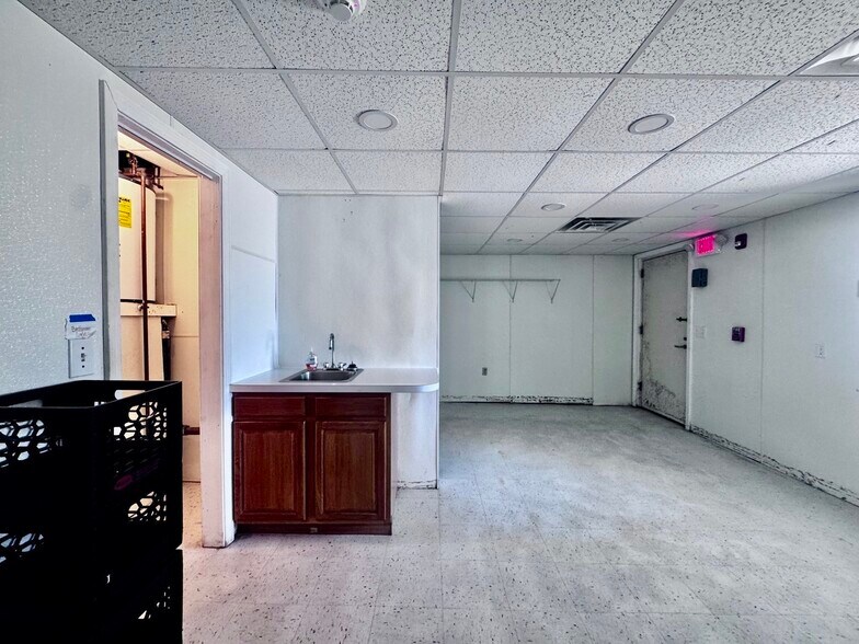 More Photos Of 270 Seabury St, Fall River Storefront For Sale