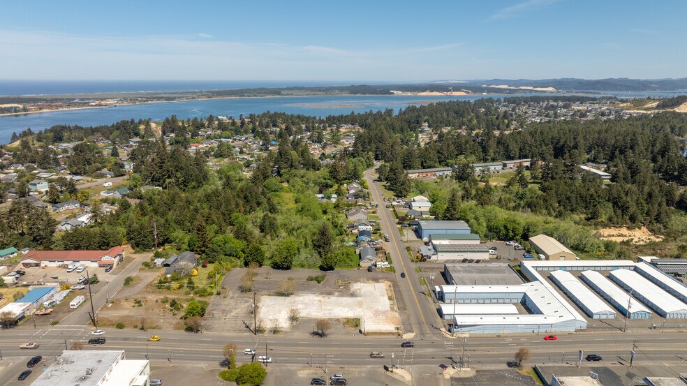 More Photos Of 1090 Newmark Ave, Coos Bay Land For Sale