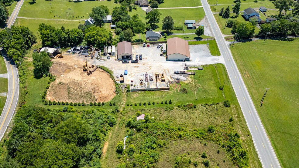 More Photos Of 10516 Highway 58, Ooltewah General Retail For Sale