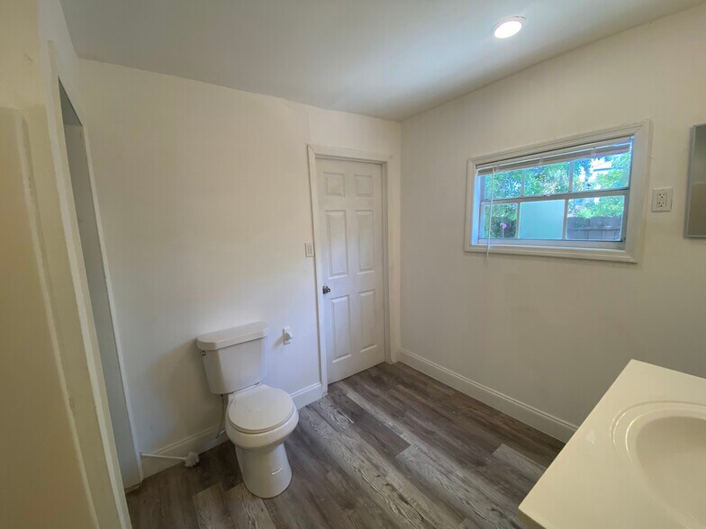 More Photos Of 3723 Morton Ave, West Palm Beach Apartments For Sale