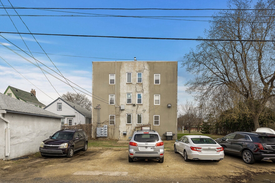 More Photos Of 1232 Marshall Ave, Saint Paul Apartments For Sale