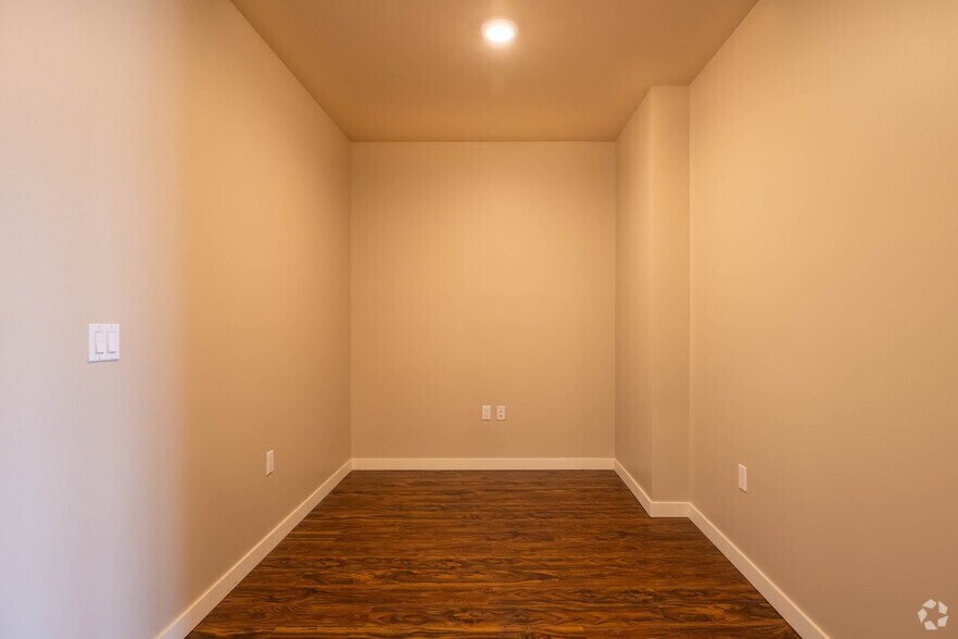 More Photos Of 954 E Union St, Seattle Apartments For Lease