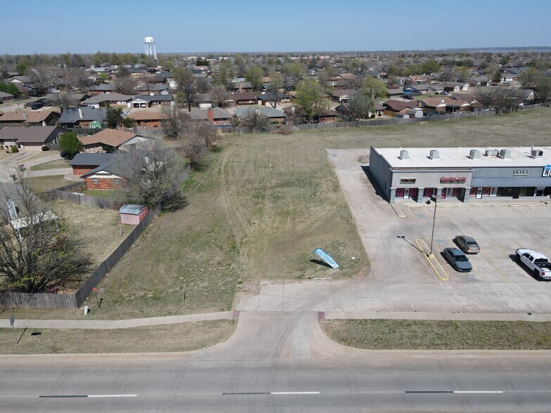 More Photos Of 1225 E Vandament Ave, Yukon Land For Sale