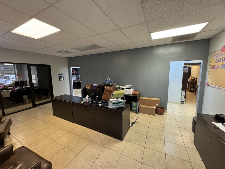 More Photos Of 5614 Franz Rd, Katy Warehouse For Lease