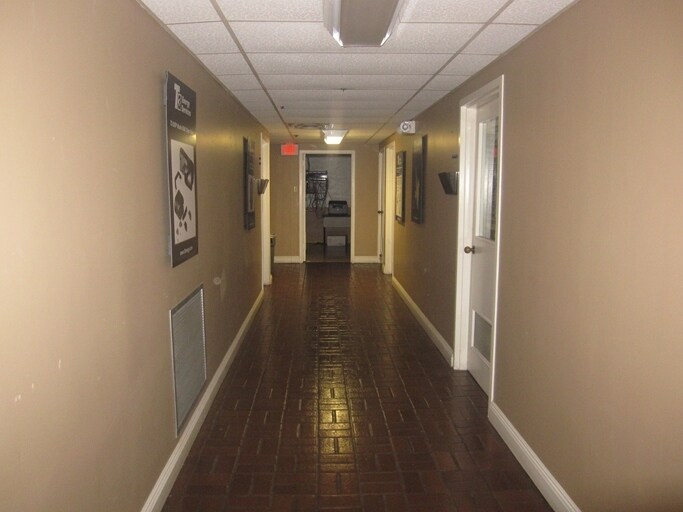 More Photos Of 7135 Ardmore St, Houston Light Manufacturing For Sale