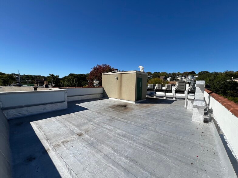 More Photos Of 97 Victory Blvd, Staten Island Apartments For Sale