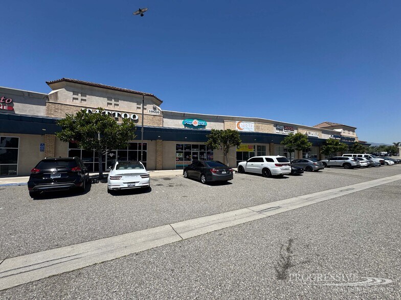 More Photos Of 10660 Sierra Ave, Fontana Storefront For Lease