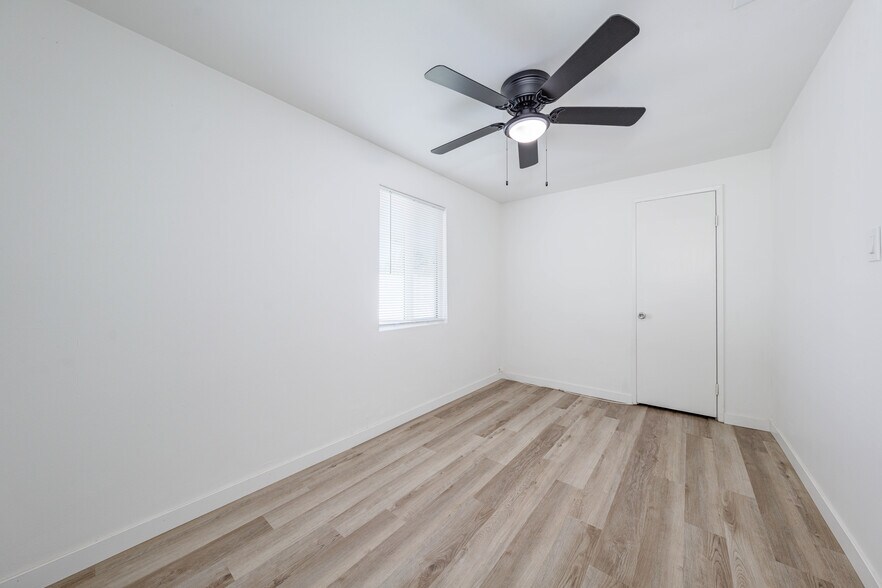 More Photos Of 4301 W Lilac Ave, Santa Ana Multifamily For Sale