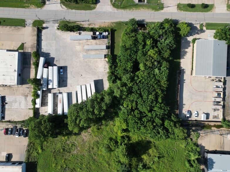 More Photos Of 2802 S Pipeline Rd, Euless Land For Lease
