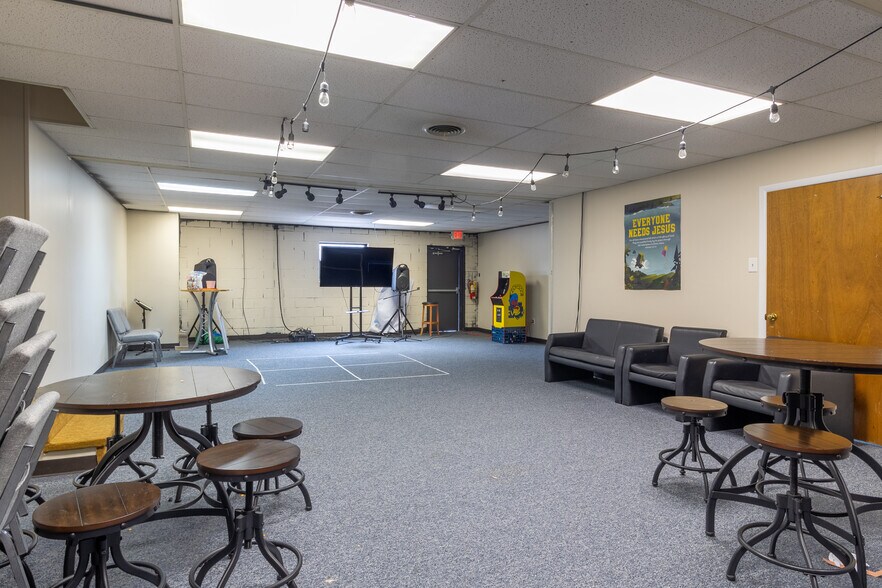 More Photos Of 2 Harker Rd, Fort Oglethorpe Religious Facility For Sale