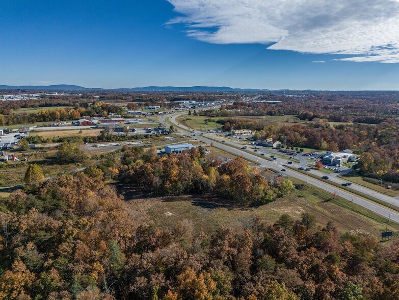 More Photos Of N Main Street, Crossville Land For Sale