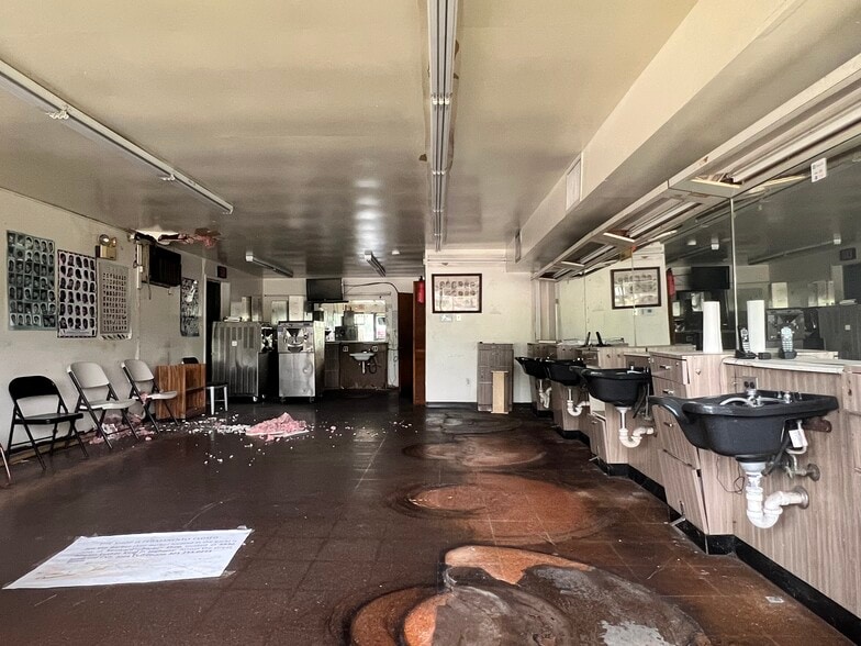 More Photos Of , Capitol Heights Unknown For Sale