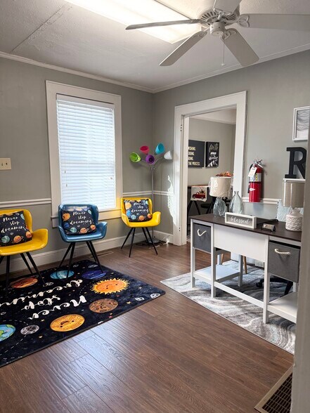 More Photos Of 403 S Logan St, Gaffney Office For Sale