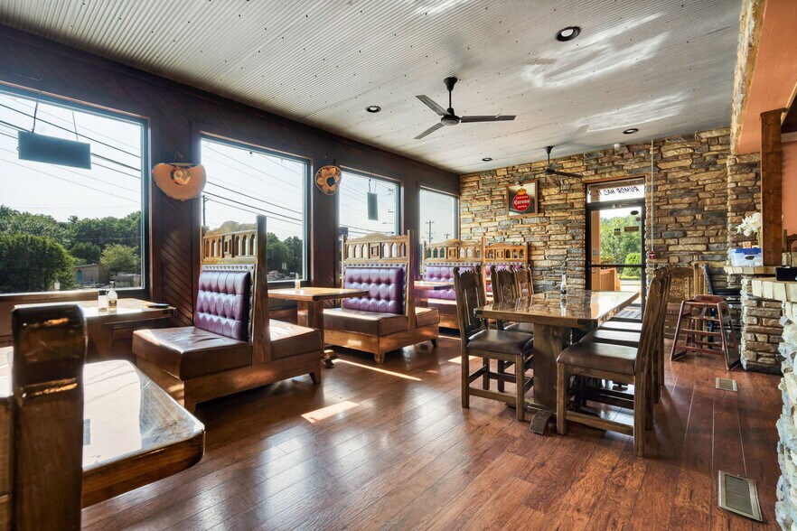 More Photos Of 2311 Chattanooga Rd, Dalton Freestanding For Sale