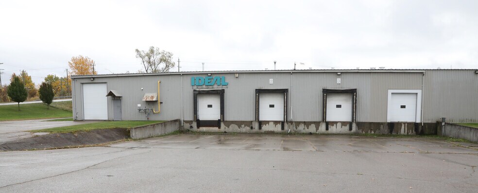 More Photos Of 855 Edward st, Prescott Industrial For Sale