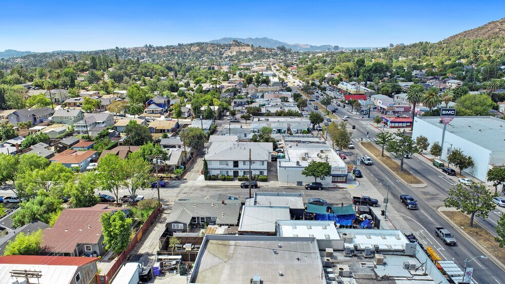 More Photos Of 1638 Colorado Blvd, Los Angeles Loft Creative Space For Sale