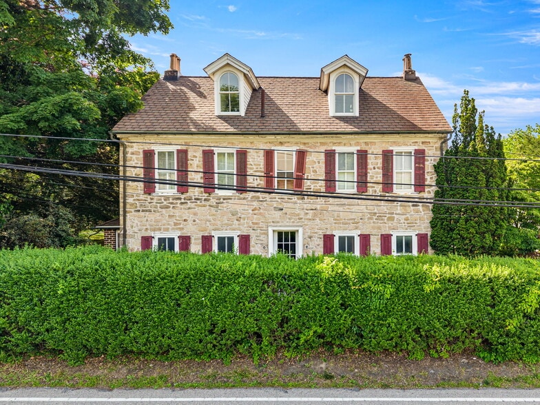 More Photos Of 488 S Bethlehem Pike, Fort Washington Garden Center For Sale