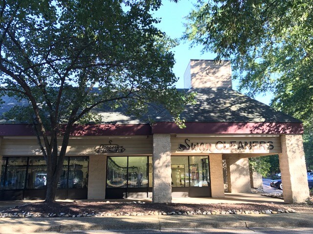 More Photos Of 240 McLaws Cir, Williamsburg General Retail For Lease