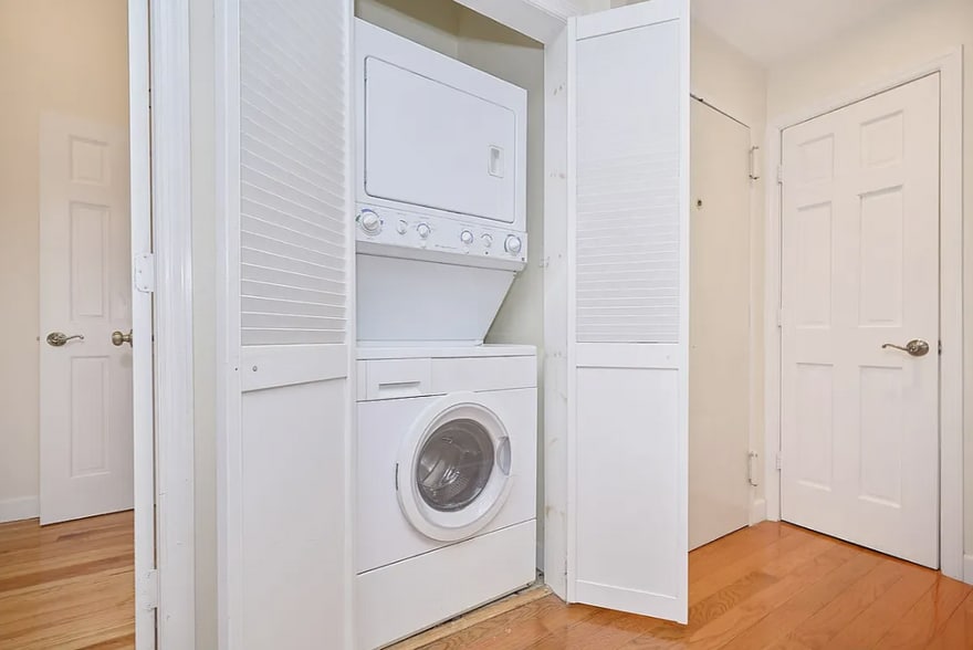 More Photos Of 222 E 18th St, New York Apartments For Sale