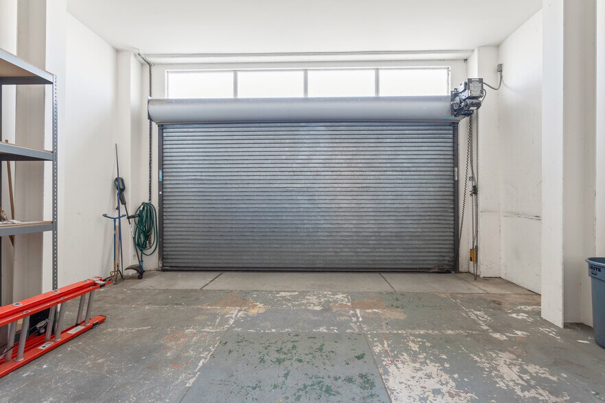 More Photos Of 1312 S Pacific Ave, San Pedro General Retail For Sale