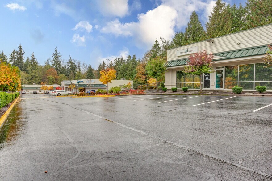 More Photos Of 9623 32nd St SE, Lake Stevens Storefront For Lease