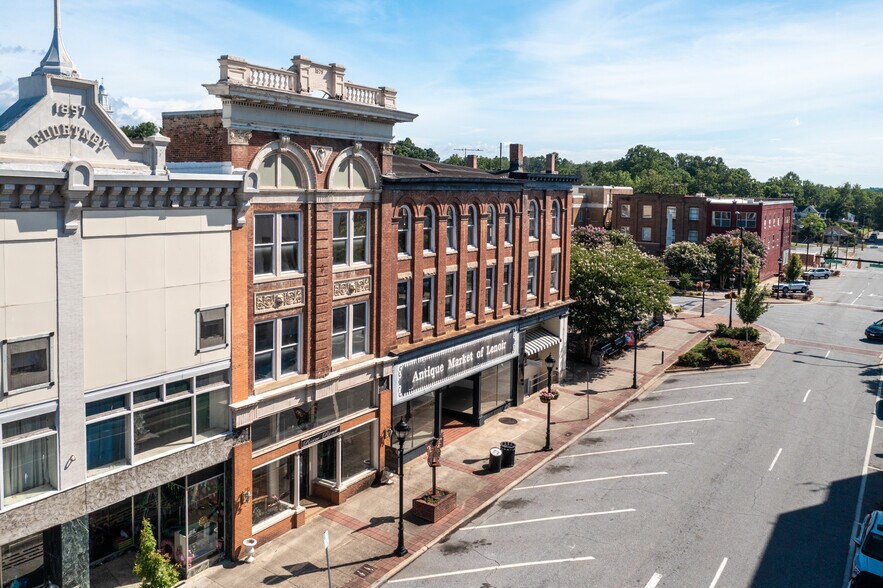 More Photos Of 812 West Ave, Lenoir Storefront Retail Office For Sale