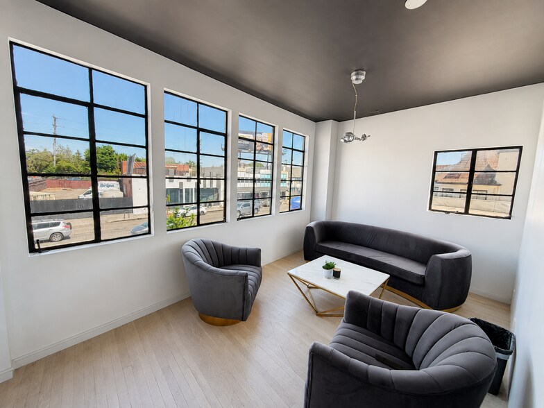 More Photos Of 1301-1307 Westwood Blvd, Los Angeles Restaurant For Lease