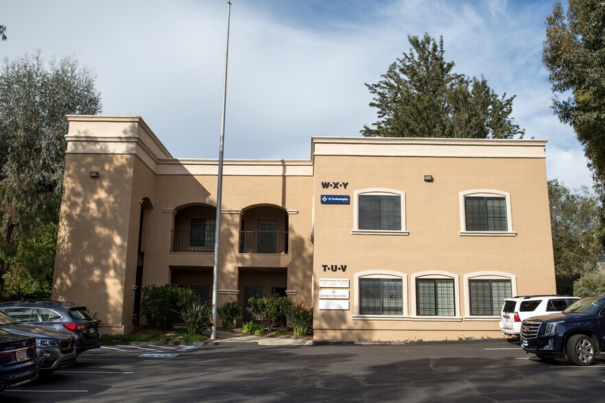 More Photos Of 2210 Encinitas Blvd, Encinitas Unknown For Lease