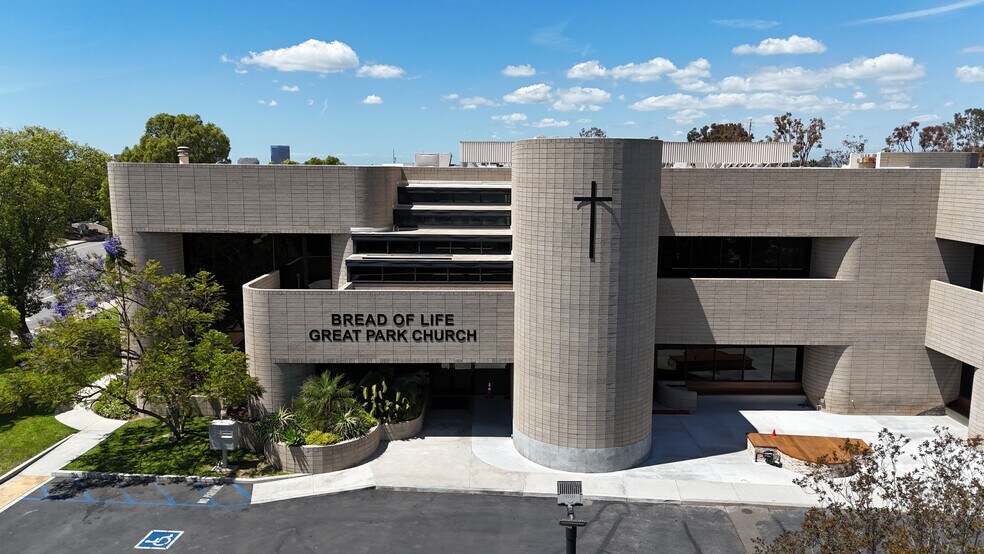 More Photos Of 2 S Faraday, Irvine Religious Facility For Lease
