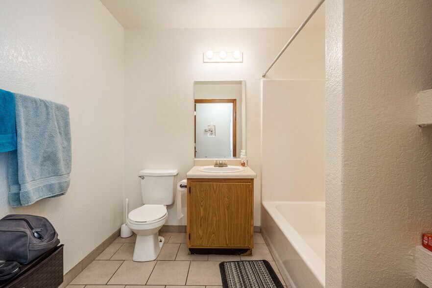 More Photos Of 2306 S Espina St, Las Cruces Apartments For Sale