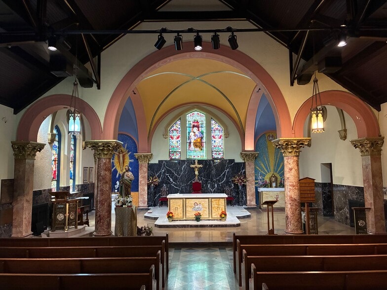 More Photos Of 280 Washington Ave, New Rochelle Religious Facility For Sale