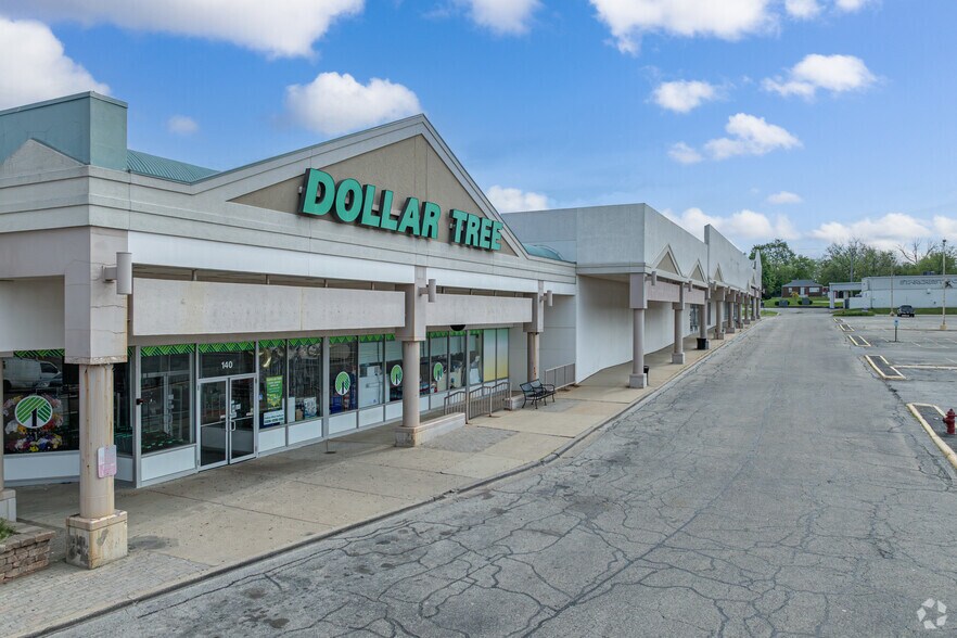 More Photos Of 801 W Lake Ave, Peoria Unknown For Lease