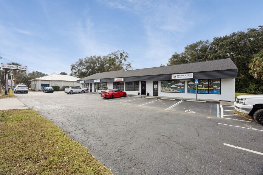 More Photos Of 1637-1643 S 8th St, Fernandina Beach Storefront For Sale