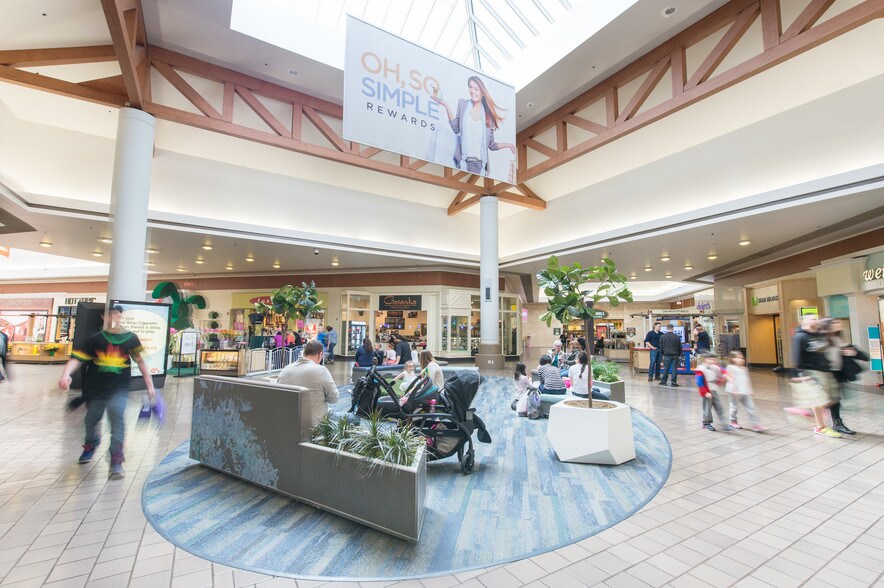 More Photos Of 10315 Silverdale Way NW, Silverdale Department Store For Sale