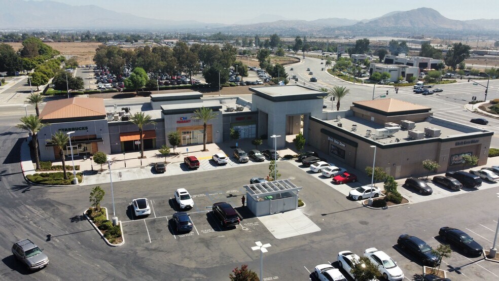 More Photos Of 301 N Pepper Ave, Colton Storefront For Lease