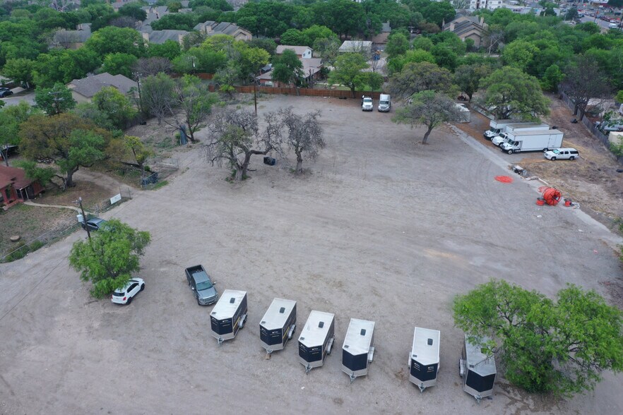 More Photos Of 7540 Bandera rd, San Antonio Land For Lease