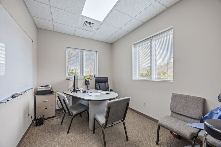 More Photos Of 9 Walden Ridge Dr, Asheville Medical For Lease