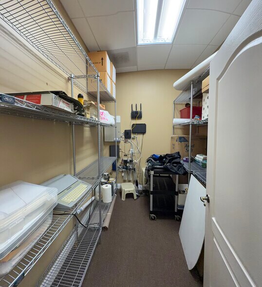 More Photos Of 5791A NW 151st St, Miami Lakes Office For Sale