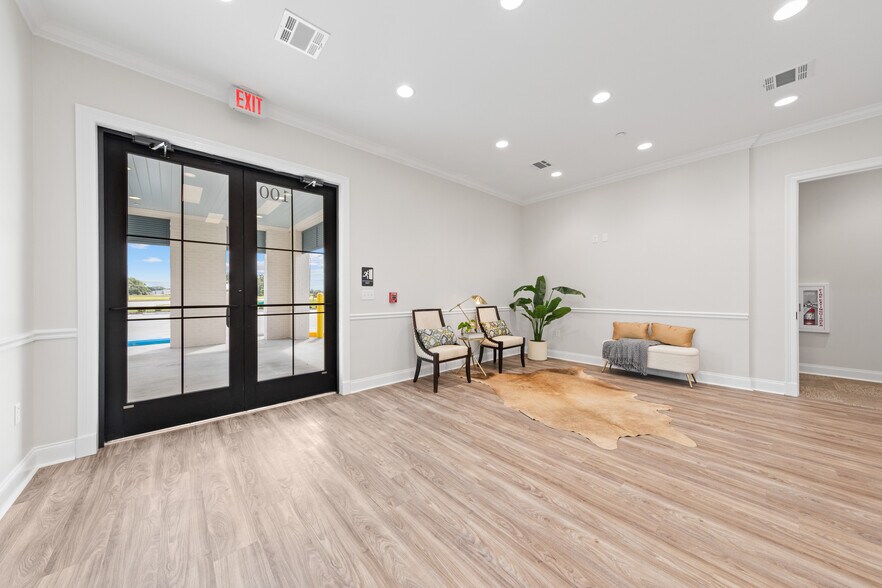 More Photos Of 1102 Apollo Road, Scott Office For Sale