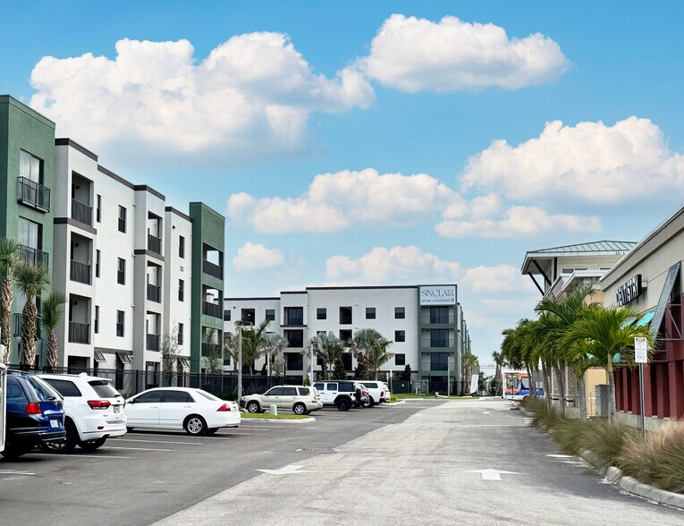 More Photos Of 11601-11609 S Cleveland Ave, Fort Myers Unknown For Lease