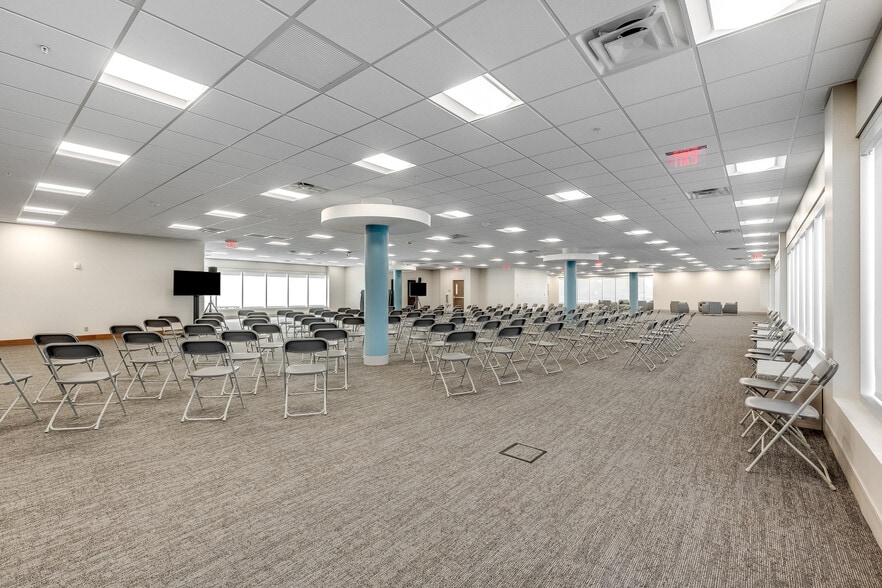 More Photos Of 1050 Satcom Ln, Melbourne Office For Sale