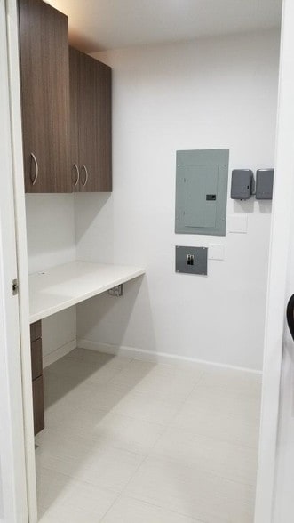 More Photos Of 12022 Inglewood Ave, Hawthorne Medical For Sale