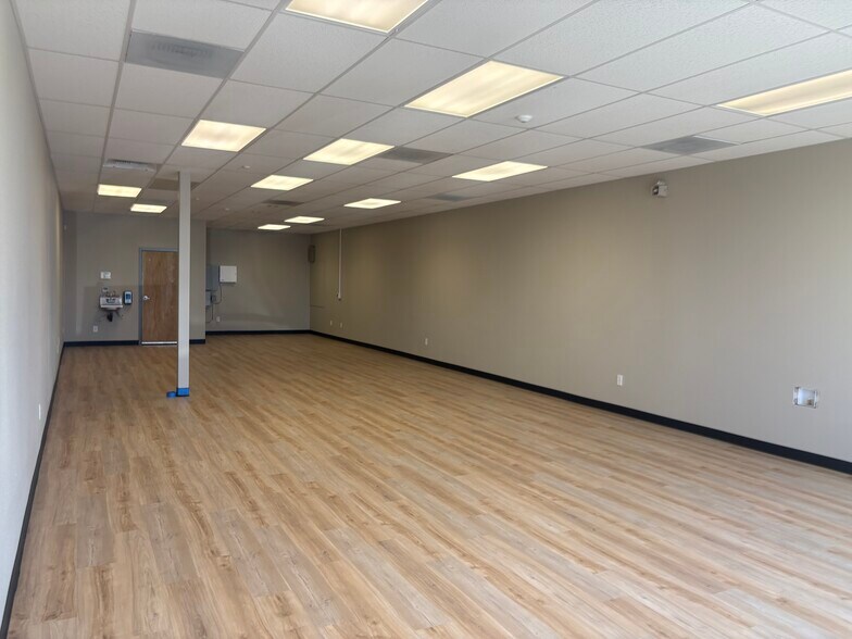 More Photos Of 317 Lake Blvd, Redding Freestanding For Lease