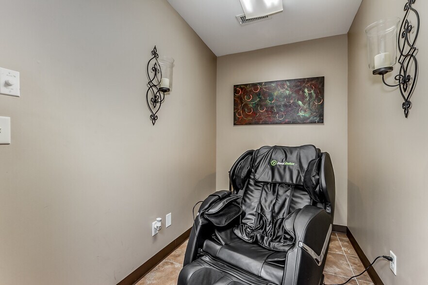 More Photos Of 1030 13th St E, Tuscaloosa Freestanding For Sale