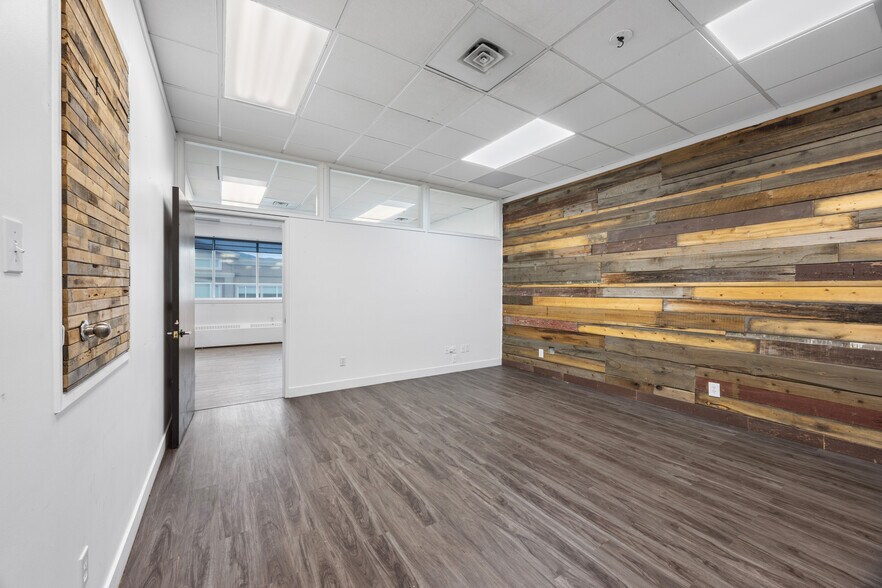 More Photos Of 141 Victoria st, Kamloops Office For Lease