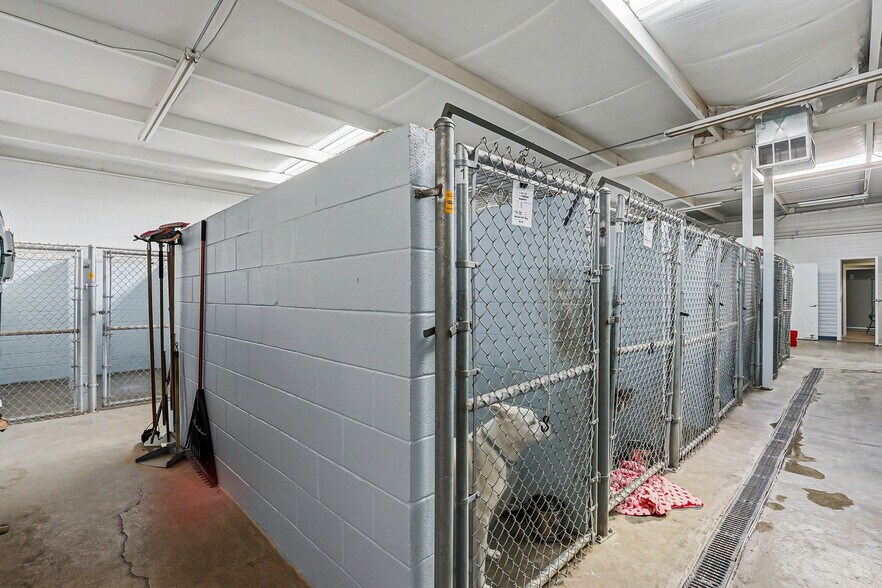 More Photos Of 10050 Mccombs St, El Paso Medical For Sale